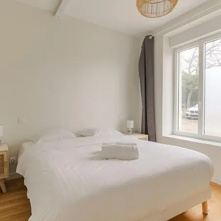 Neuf, Clim Et Parking, Caluire-dombes Apartment Caluire-et-Cuire